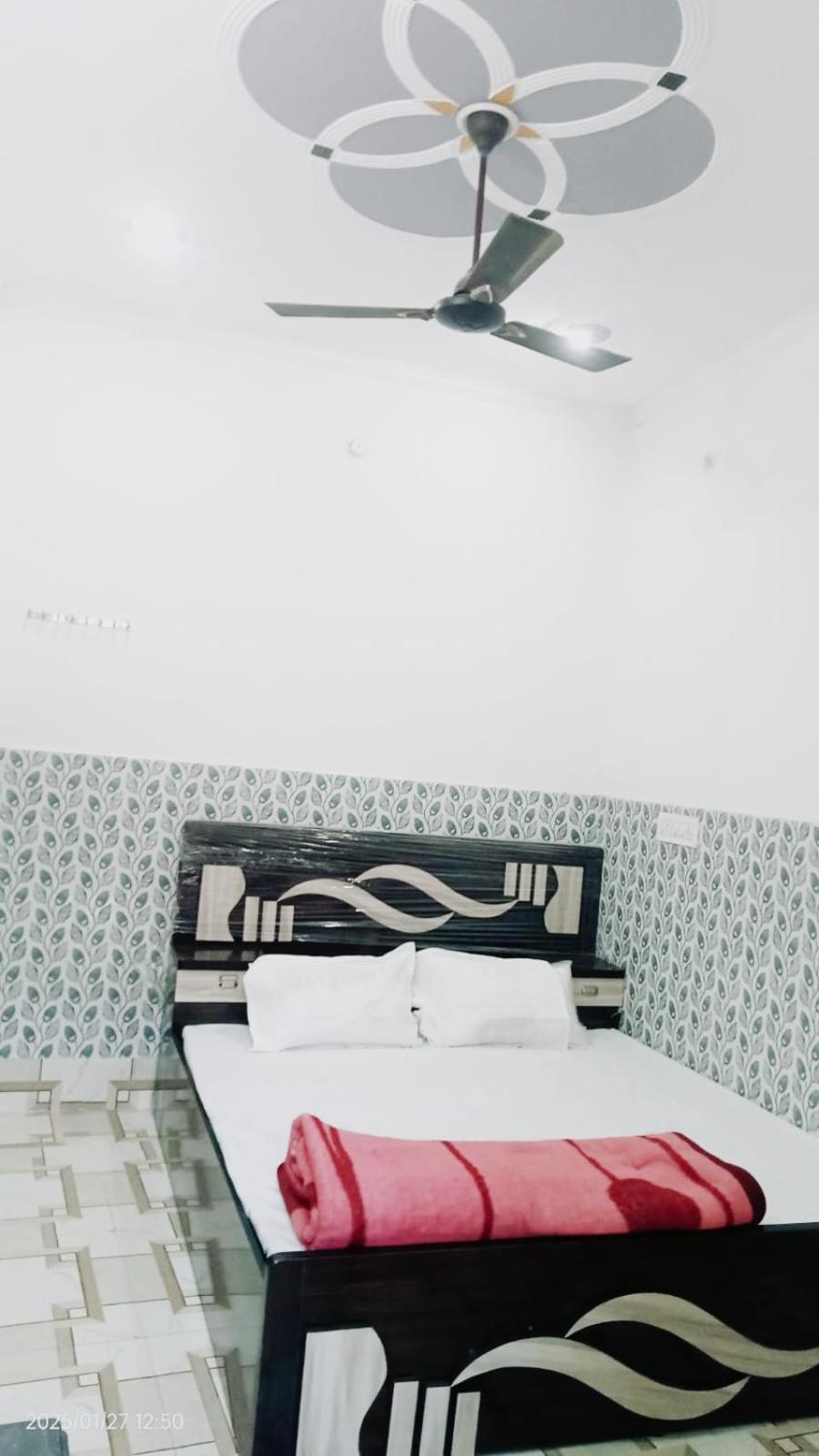 Nirmala Sadan Home Stay Ayodhya Dham Kültér fotó